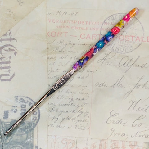 Polymer Clay Covered Steel Crochet Hook - Susan Bates - Size 1 -  2.35mm - Colorful Floral Design