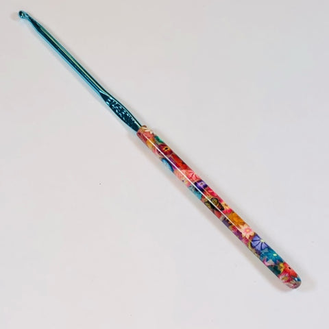 Polymer Clay Covered Crochet Hook - Boye - Size E/4 3.50mm - Flowers and Orange Butterflies